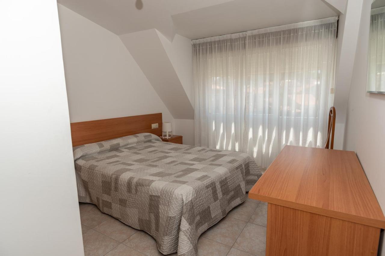 Apartamentos О Грове Екстериор снимка