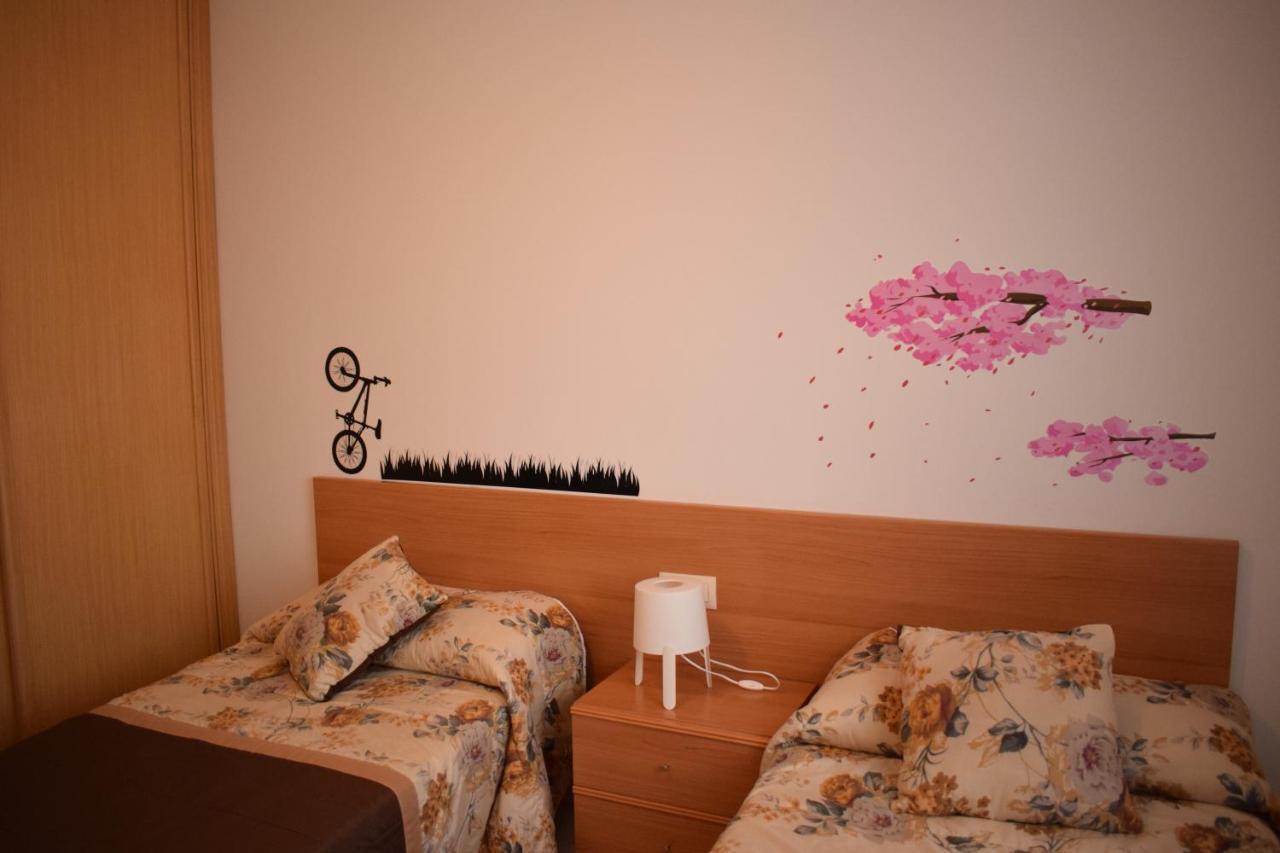 Apartamentos О Грове Екстериор снимка