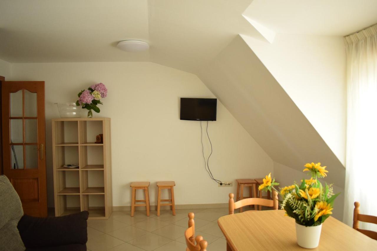 Apartamentos О Грове Екстериор снимка